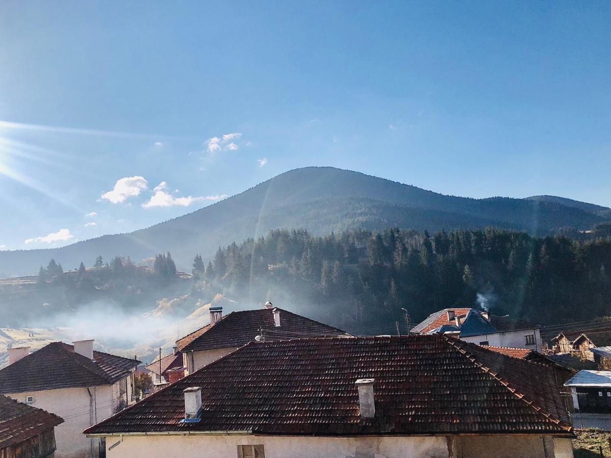 Kesta Za Gosti “ Krasi ” Otel Yagodina Dış mekan fotoğraf